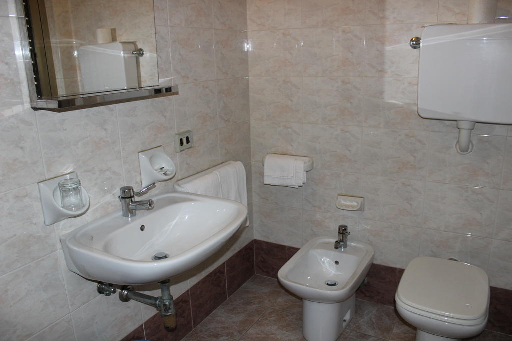 Albergo Napoleone SantʼAmbrogio di Valpolicella Quarto foto
